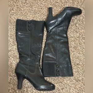 Sofft Women's Leather Black Heeled Mid-Calf Boots 7.5 Side Zipper Button Detail